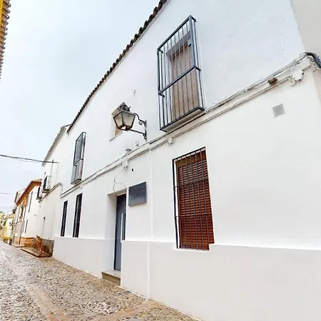 Apartamento Columna Santa Marina * Cordoba